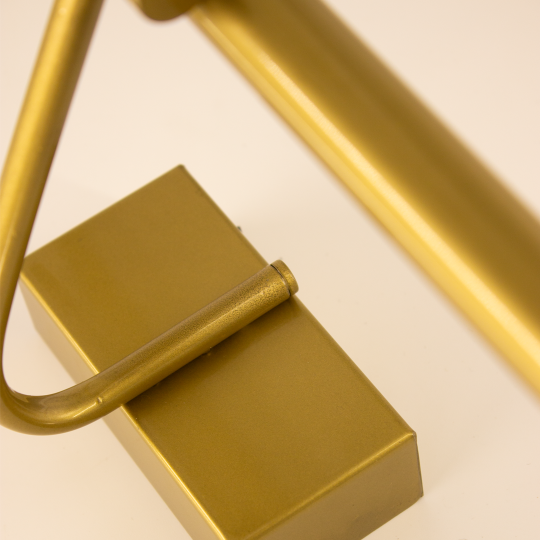 Flüt Rechargeable Wall Lamp