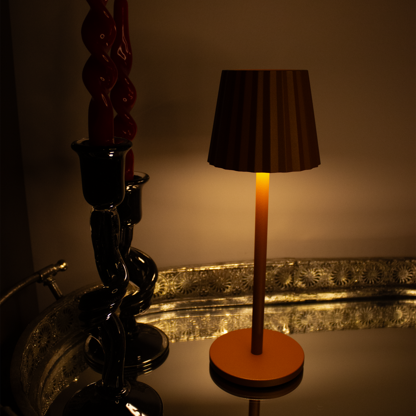 Hisar Rechargeable Table Lamp